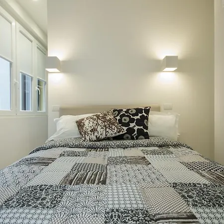 Cavour 51 דירה לקו